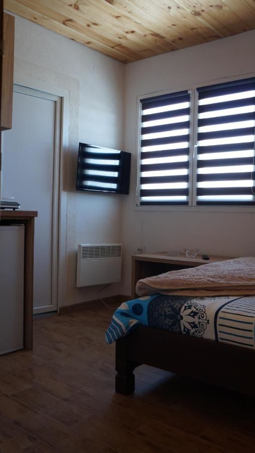 Гостевой дом Rondović Apartmani - Durmitor Жабляк-19
